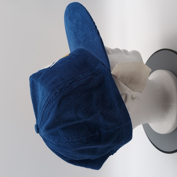 The Krystal| NWT Vintage NHL Buffalo Sabres Blue Corduroy Sports Cap Snap Back - Picture 3 of 12